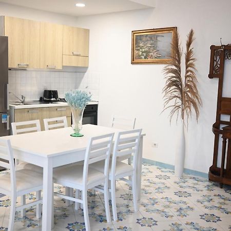 Apartament Vico Di Mare Vico Equense Zewnętrze zdjęcie